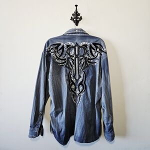 Vintage Y2K Roar Embroidered Button Up Shirt Size 3XL Tribal